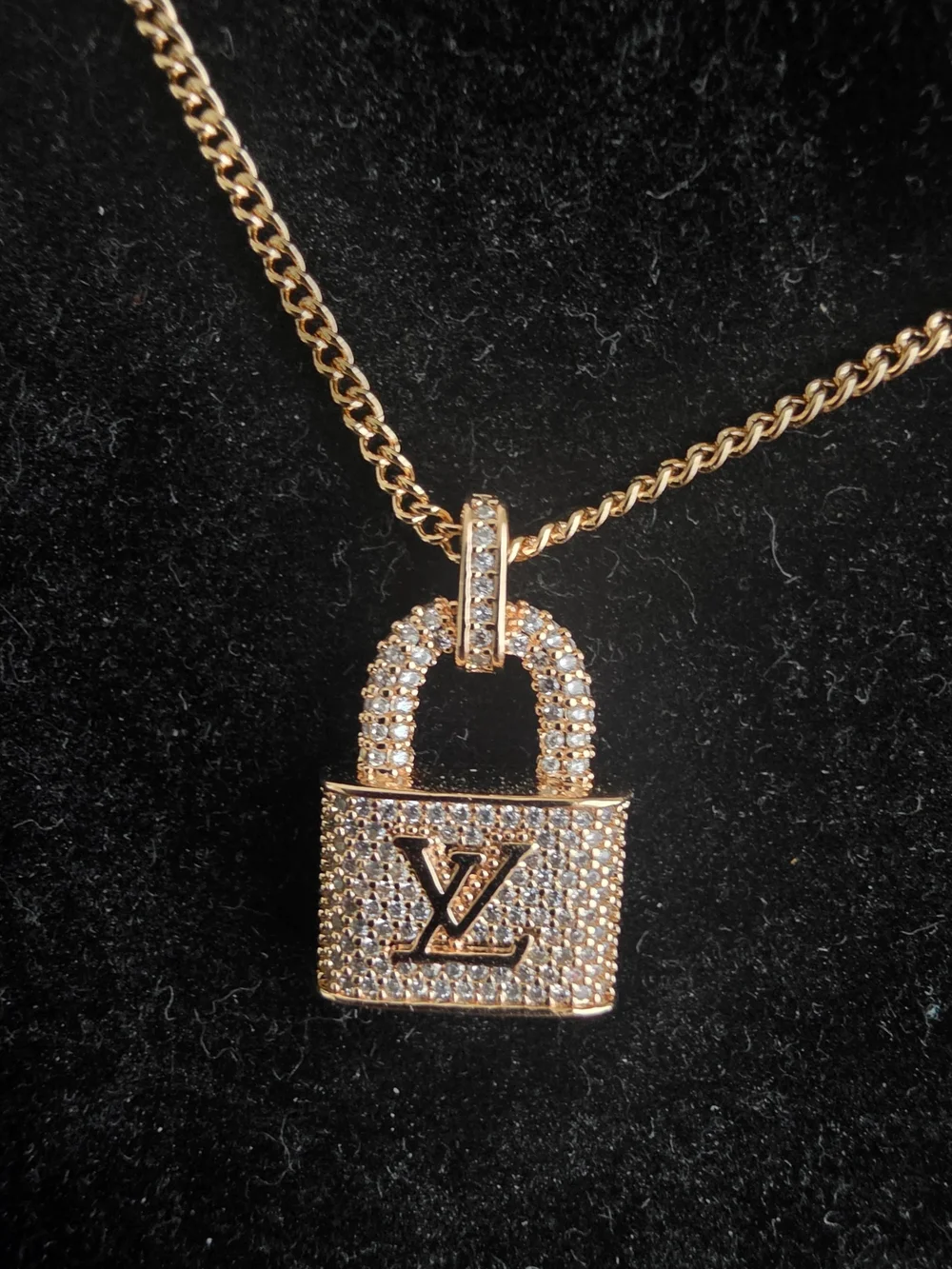 LUXURY Gold-Tone Crystal Padlock Pendant Necklace.